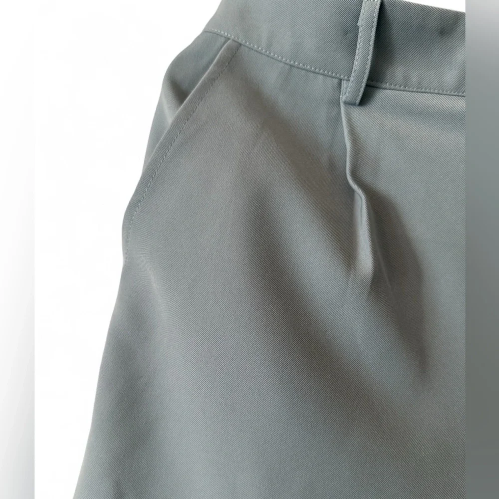 SOLD - 7 For All Mankind | High-Waisted Pleated Shorts | Blue | Size 8 | BNWT - Picture 5 of 6